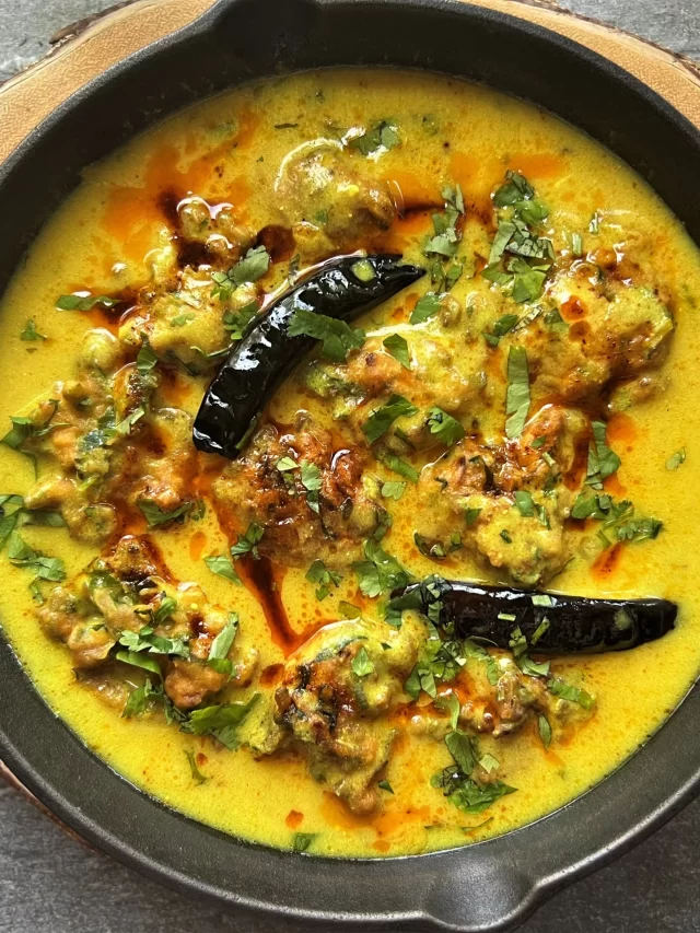 Punjabi Pakora Kadhi In Fused Living The Fusion Veggie Food Blog